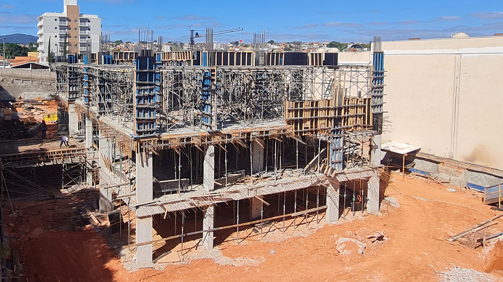 Página Arte Atibaia – Baquirivú Engenharia